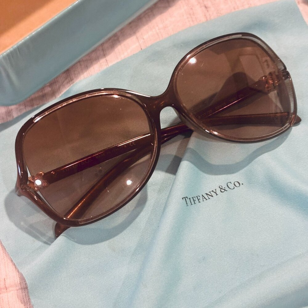 Authentic Tiffany & Co Sunglasses TF 4044-B 58/15 Oval Brown Frame D12